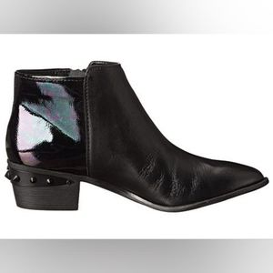Sam Edelman sz 8 oil slick booties